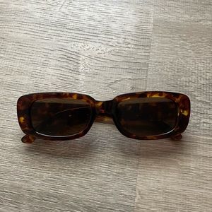 brown/tortoise small sunglasses